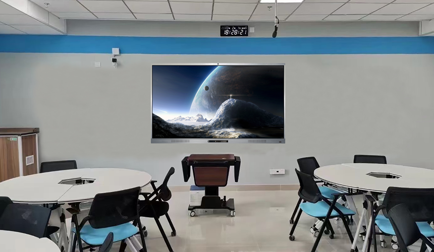 互聯(lián)一體機(jī)：打破空間界限，邁向無縫互聯(lián)的新時(shí)代